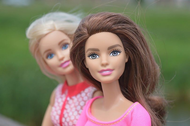 ropa unisex para barbie conocela