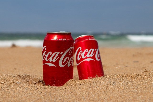 envases de coca-cola seran reutilizables verdes