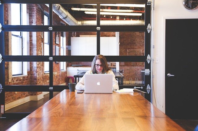 mujeres en Consejos Administrativos trabajos