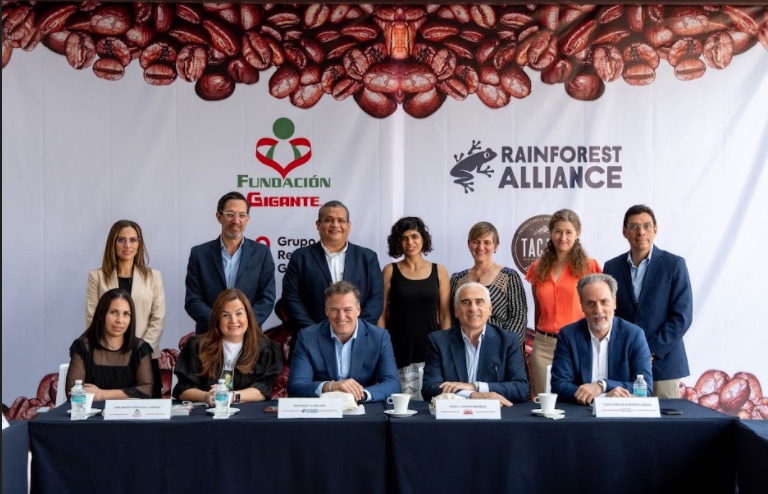 Fundación Gigante y Rainforest Alliance firman el convenio de la “Alianza por los paisajes sostenibles y Mercados por un futuro sostenible»