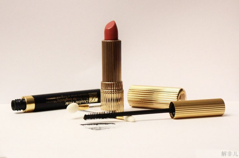 Estée Lauder, ejemplo de lucha vs plástico