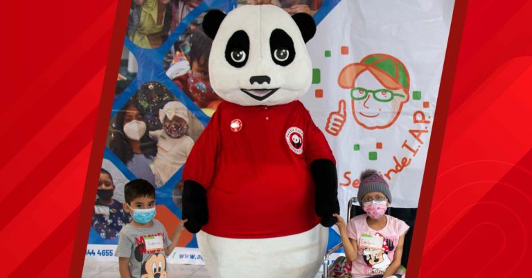 ¡Este Panda está ayudando a las y los niños con cáncer!