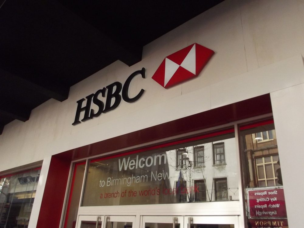 inversión responsable de HSBC renuncia
