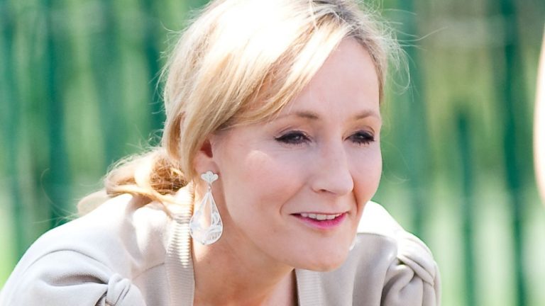 ¿J.K. Rowling no asiste a reunión de Harry Potter a consecuencia de sus declaraciones transfóbicas?