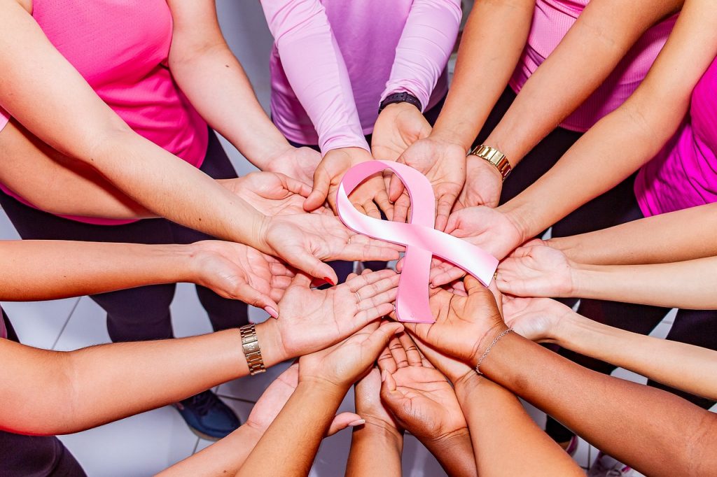 10 empresas responsables contra el cáncer de mama