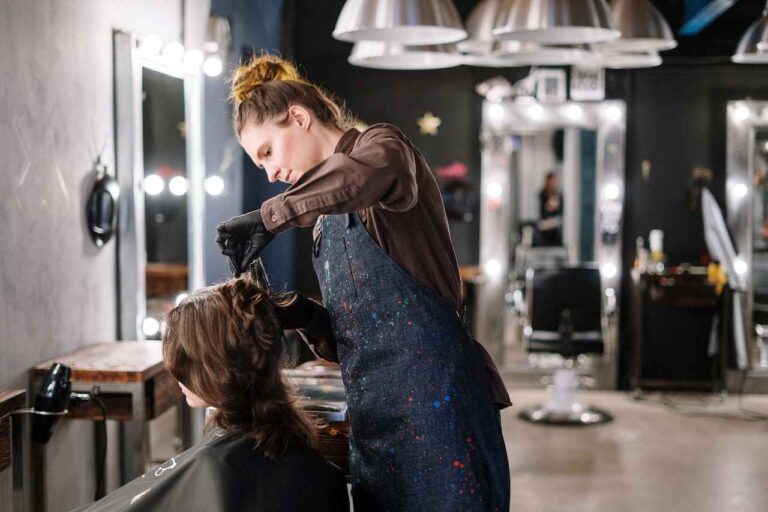 L’Oréal presenta iniciativa para recortar emisiones de peluqueros
