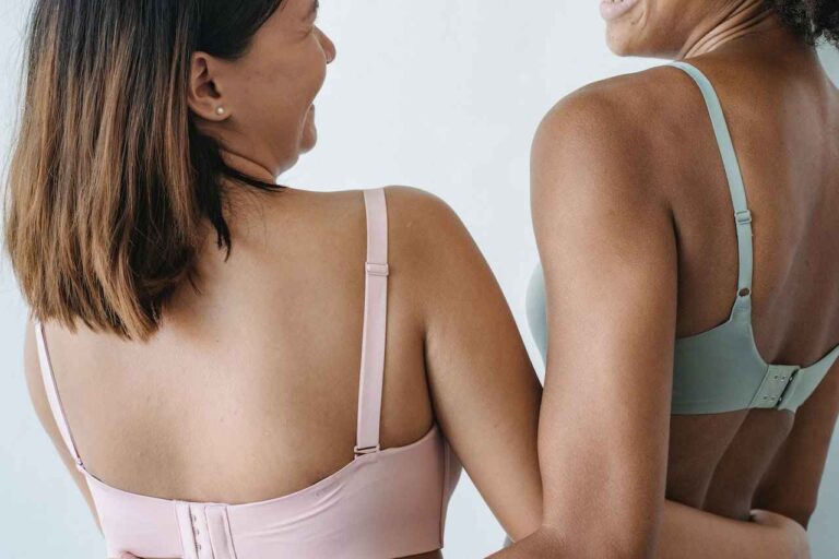 Marcas de lencería inclusivas, centradas en el cáncer de mama