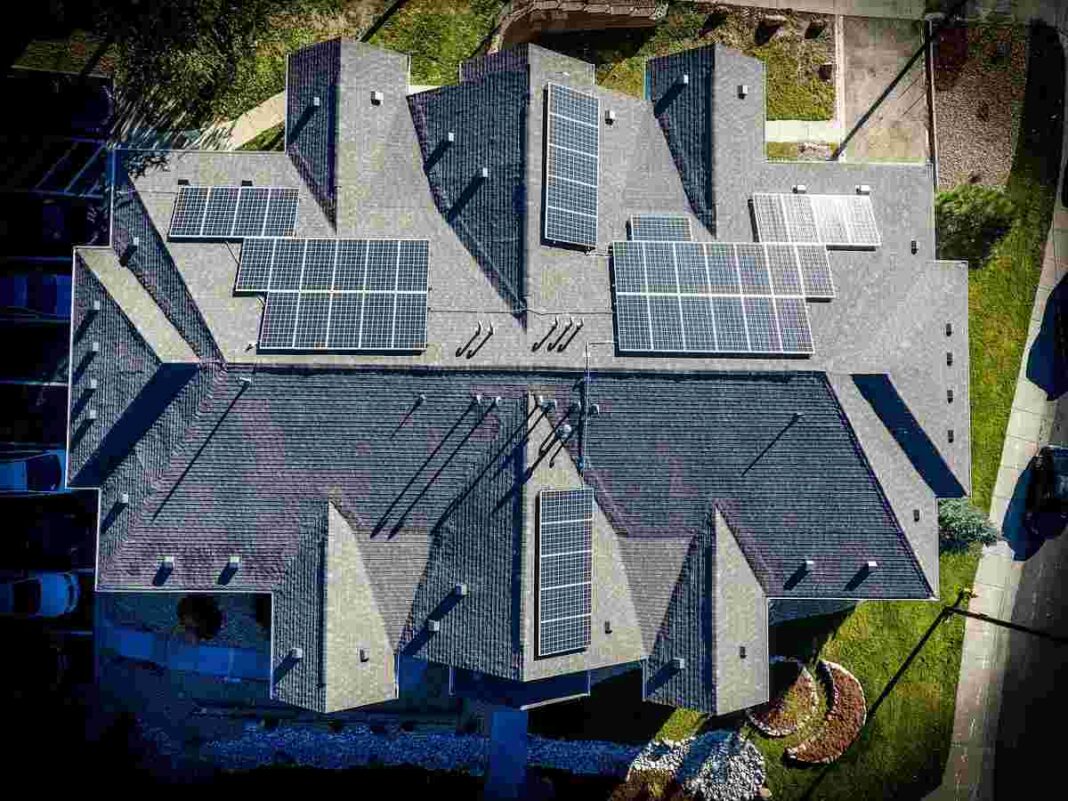 Jardines solares para equidad energética