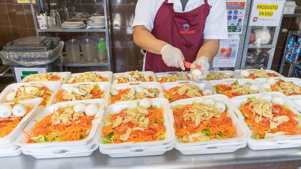 Higiene en el manejo de alimentos. Cumplimiento de estándares de higiene.