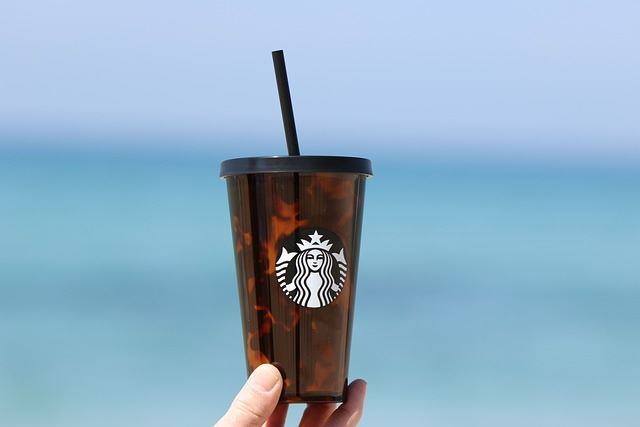 aprendizajes de Starbucks de su programa de reutilizables