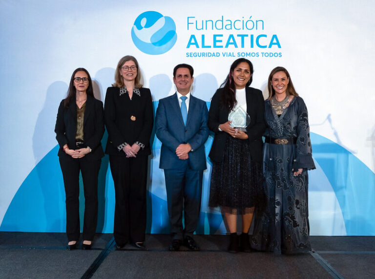 Fundación Aleatica impulsa OSCs: un premio por la seguridad vial ...
