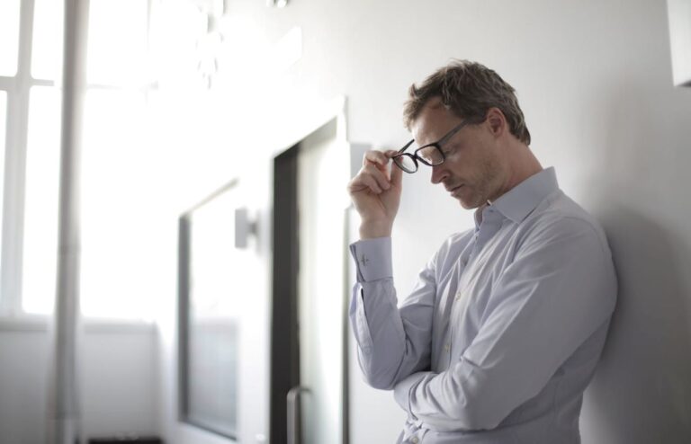 El 48% de los profesionales menores de 30 años tienen más riesgo de sufrir burnout