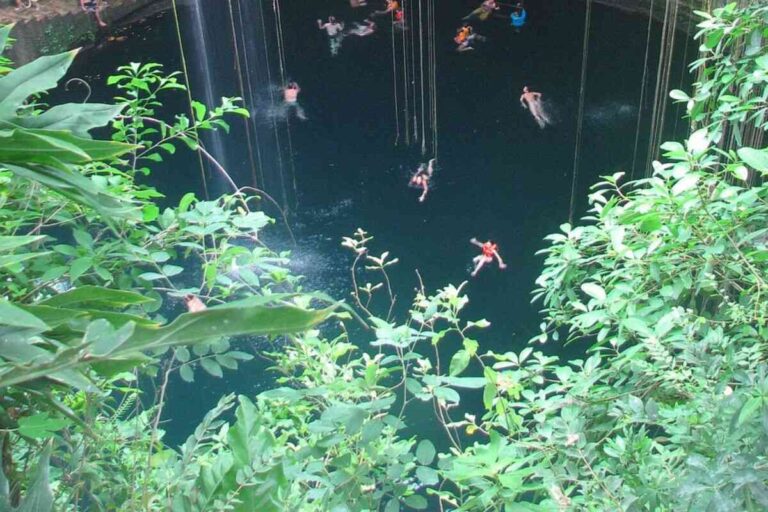 Contaminación en Yucatán; encuentran microplásticos en cenotes