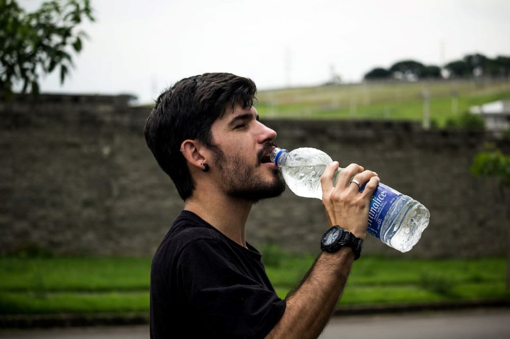 Cuánto plástico hay en una botella de agua