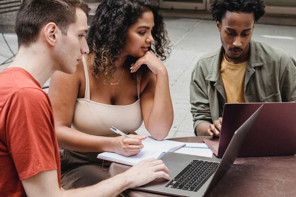 reducir la brecha digital laboral