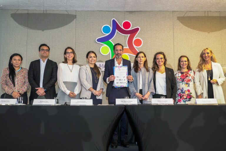 Aliados se suman para presentar el programa “Multiplicando Alegrías” en favor de la educación en Guerrero