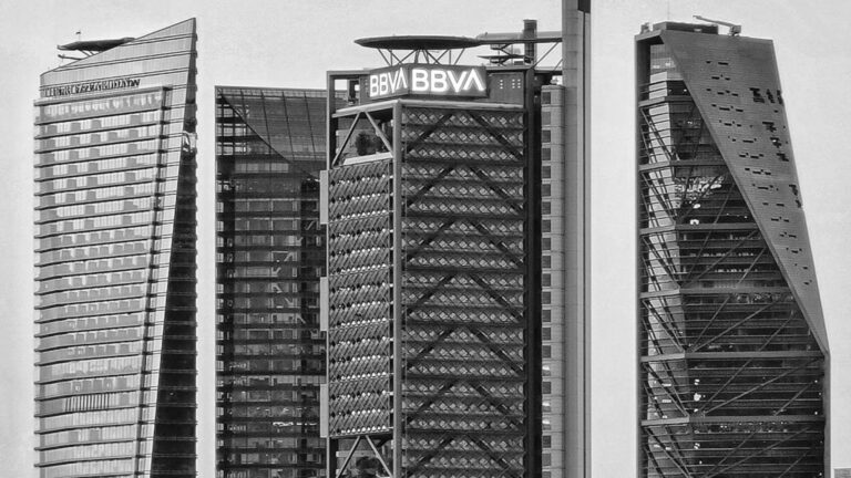 BBVA México otorga financiamiento para mitigar 230 toneladas de CO2e con paneles solares