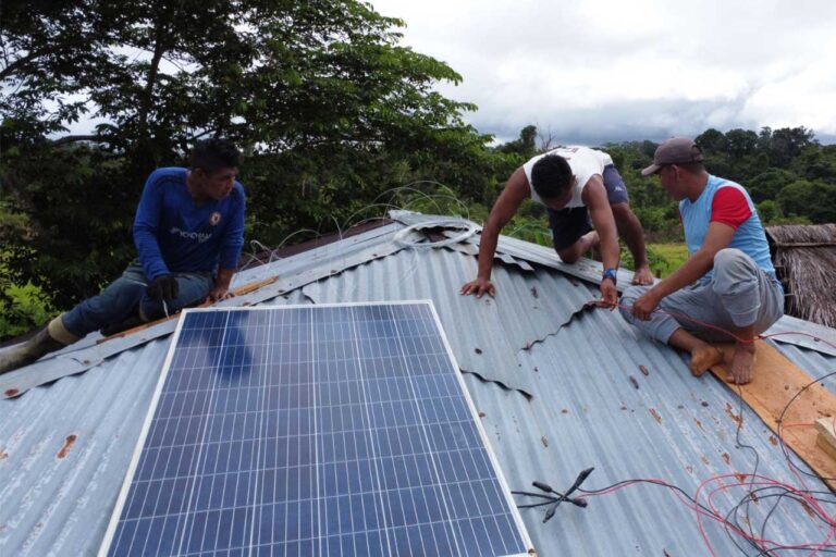 Tecnología que transforma desde lo invisible: el compromiso de Indra con la inclusión y el impacto social en Colombia