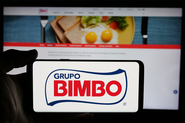 Grupo Bimbo se compromete a eliminar colorantes artificiales de todos sus productos para finales del 2026