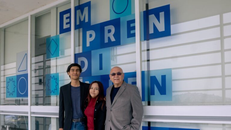 Jóvenes mexicanos presentan en Oxford análisis sobre la pérdida de El Bosque de Agua