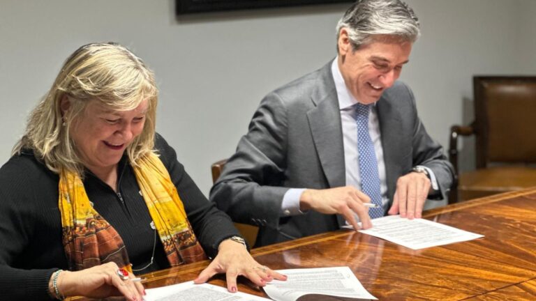 ONU Mujeres y la Fundación Microfinanzas BBVA renuevan su compromiso con las emprendedoras en vulnerabilidad en América Latina