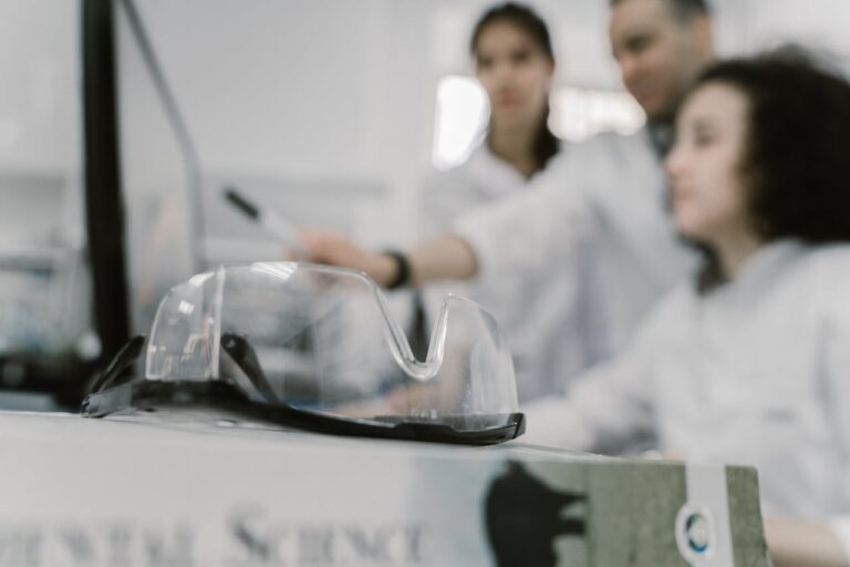 Fundación MAPFRE abre convocatoria 2025 para becas Ignacio H. de Larramendi de investigación en salud y previsión social