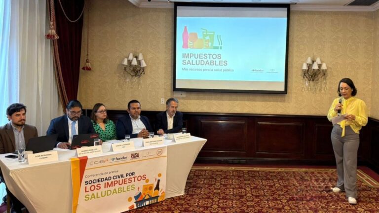 Organizaciones piden al gobierno más impuestos para alcohol, tabaco, ultraprocesados y bebidas azucaradas