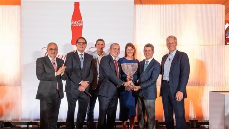 Destacan operación de Arca Continental entre líderes del sistema Coca-Cola