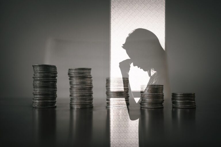 Cómo fomentar la educación financiera para mujeres en comunidades vulnerables