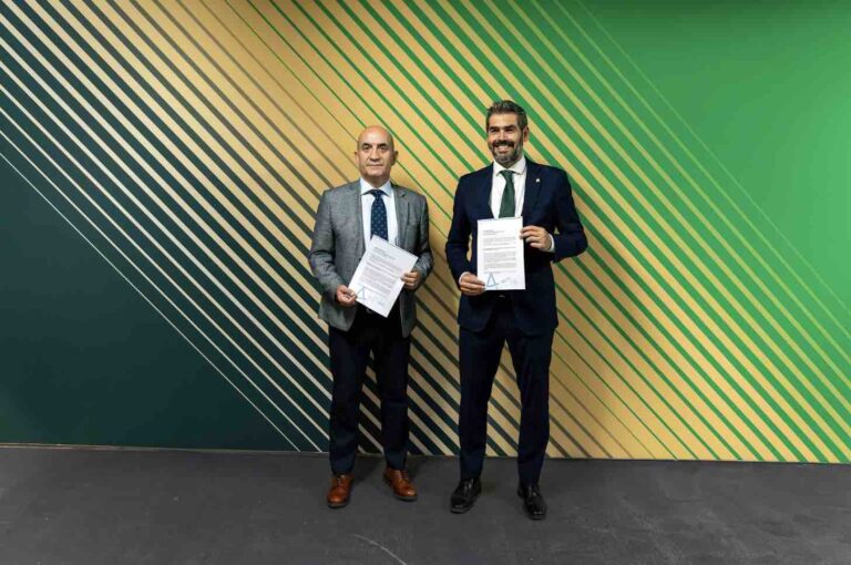 El Real Betis se convierte en el primer equipo de fútbol en adherirse a la Alianza StepbyWater