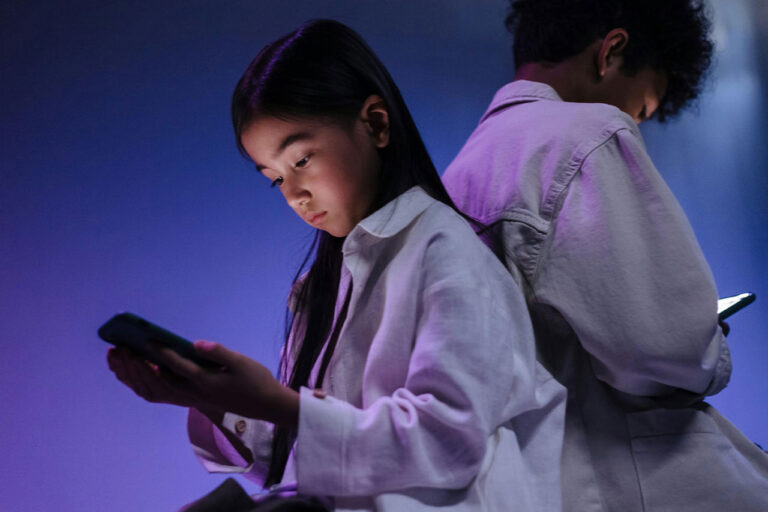 Redes sociales deterioran la atención en la infancia: Expertos