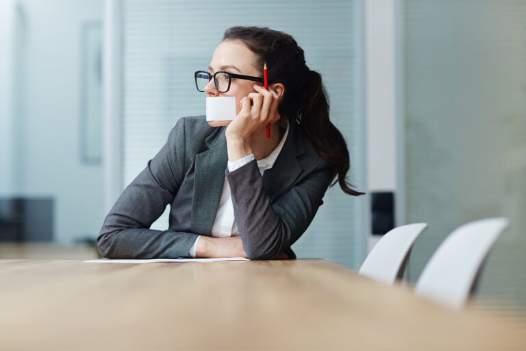 Por qué el silencio corporativo también comunica (y puede dañar la reputación)