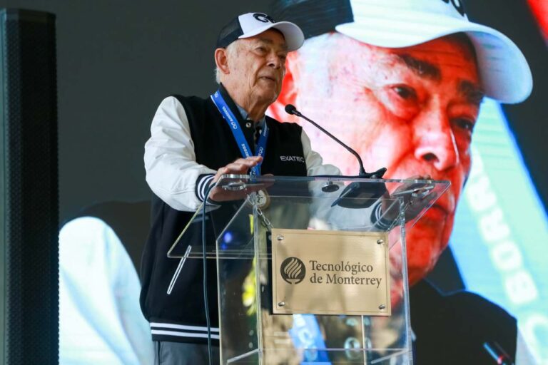 Ponen primera Piedra de la Arena Borregos “José Luis González Íñigo” en Tec de Monterrey campus Guadalajara