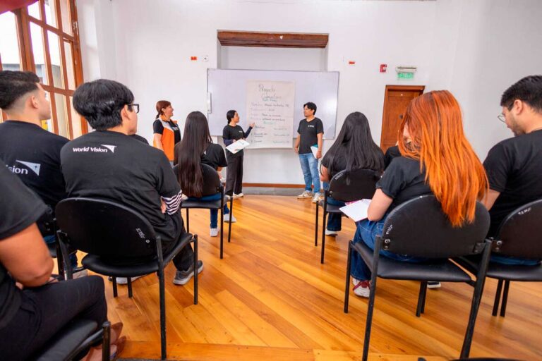 World Vision destaca el papel de los jóvenes en la configuración de los sistemas de aprendizaje