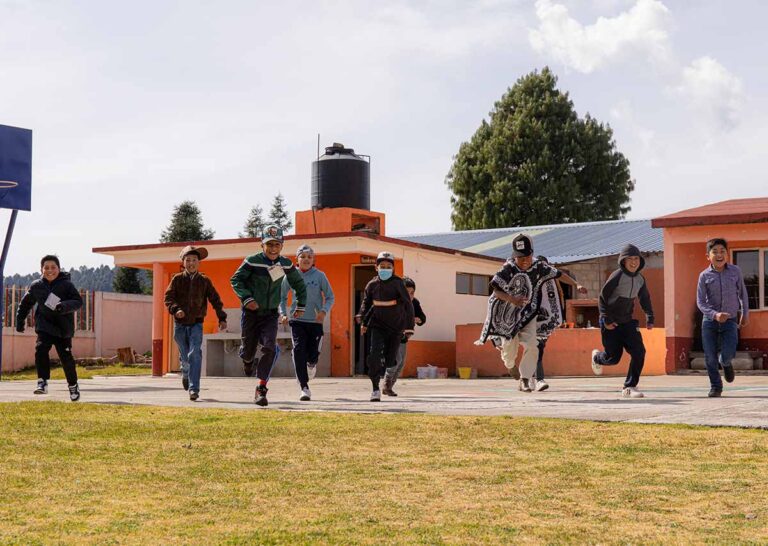 World Vision México impulsa la Eduternura para transformar la violencia escolar desde el cuidado y el afecto