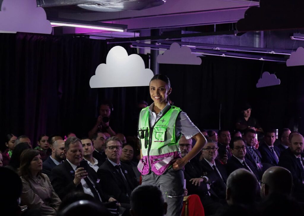 Volaris celebra 20 años