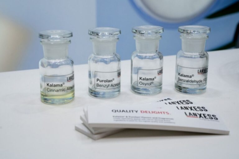 LANXESS presenta ingredientes aromáticos innovadores y sustentables en la feria internacional de perfumería SIMPPAR 2026 