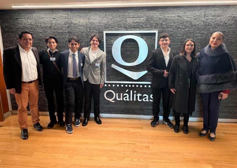 Jóvenes mexicanos, impulsados por Quálitas, diseñan auto para competencia internacional STEM Racing