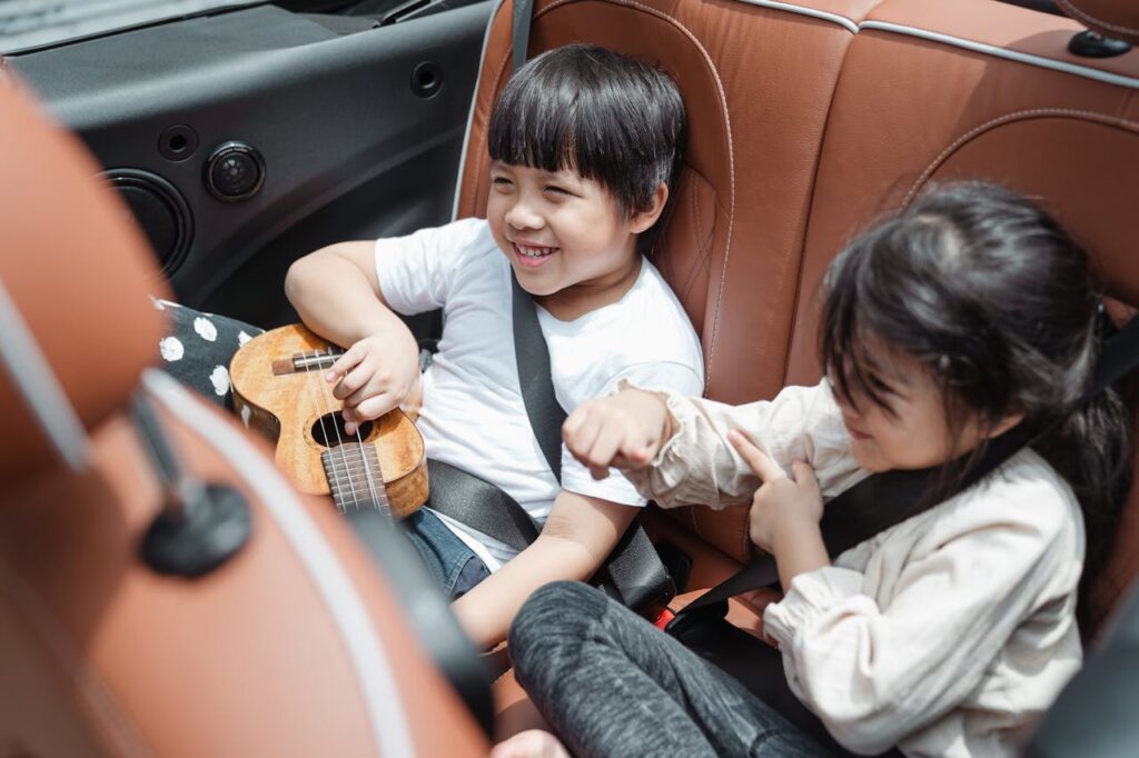 niños viajan sin protección