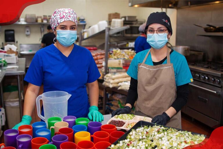 Corporativo Kosmos dona alimentos semanales a personas con discapacidad intelectual