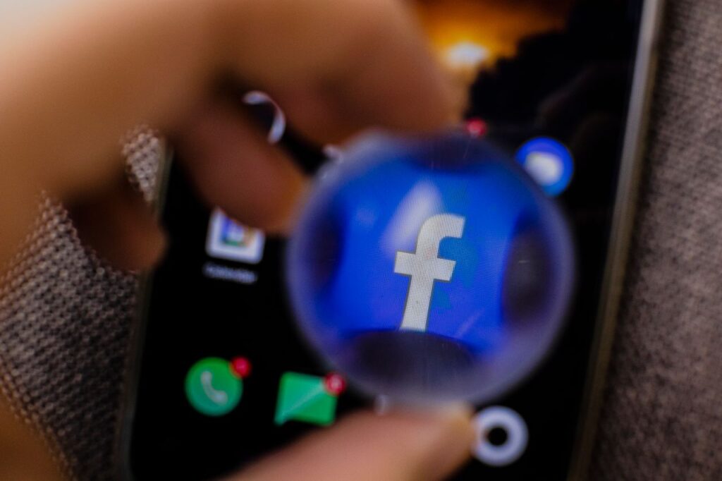 principales agresores en violencia digital