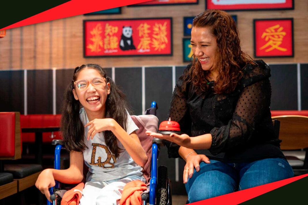 Panda Express ayuda a financiar cirugías para menores con enfermedades complejas Panda Express impulsa la salud infantil con esta galleta con causa Panda Express ayuda a menores con enfermedades complejas con esta galleta kw: donaciones de Panda Express