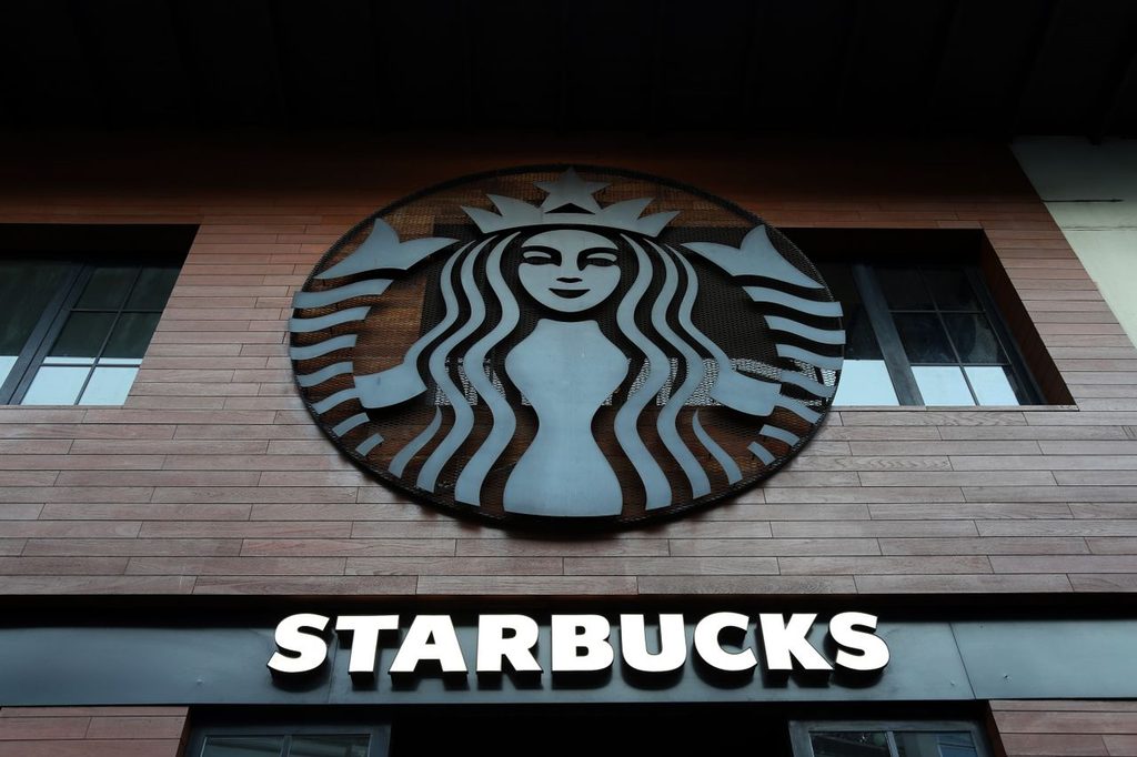 Starbucks recorta sus objetivos ecológicos