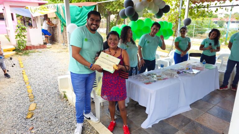 Mujeres indígenas encuentran en el emprendimiento una ruta hacia la reinserción