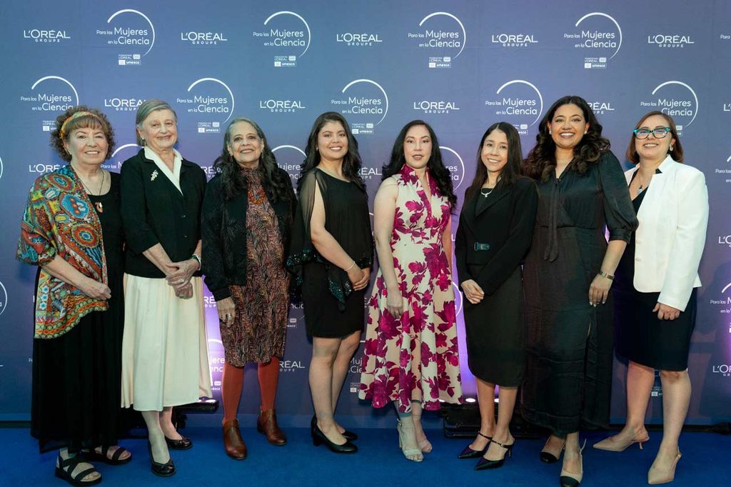 Para las Mujeres en la Ciencia
